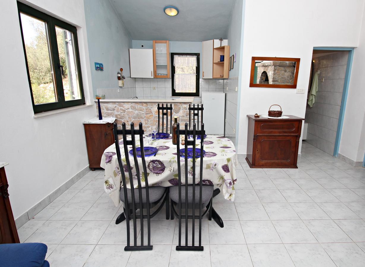 Guest House Beverin Сали Экстерьер фото
