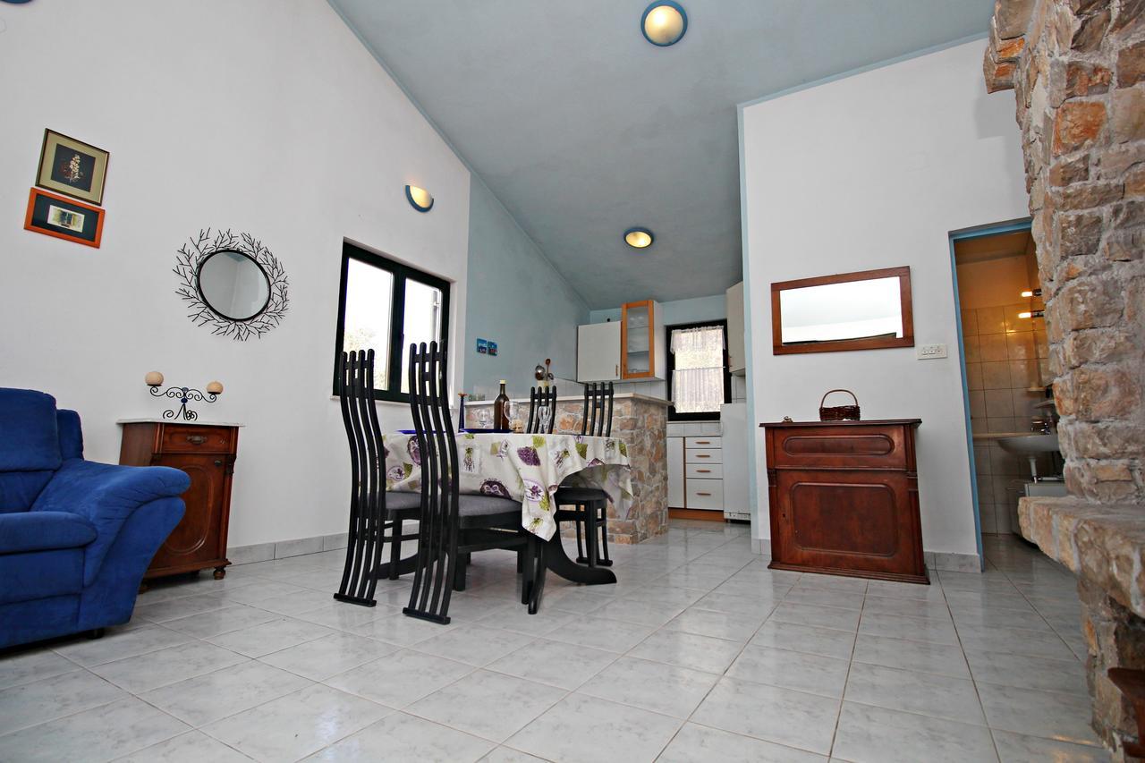 Guest House Beverin Сали Экстерьер фото