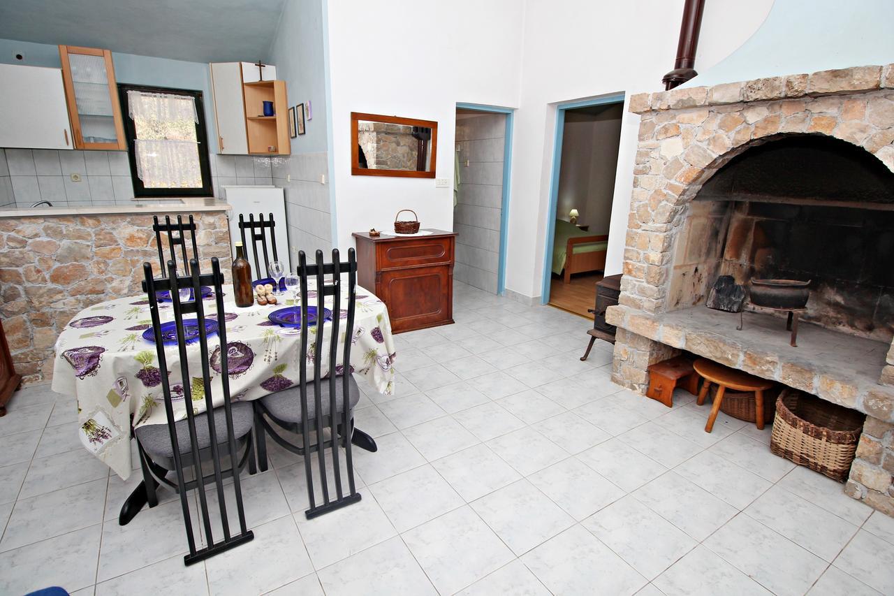 Guest House Beverin Сали Экстерьер фото